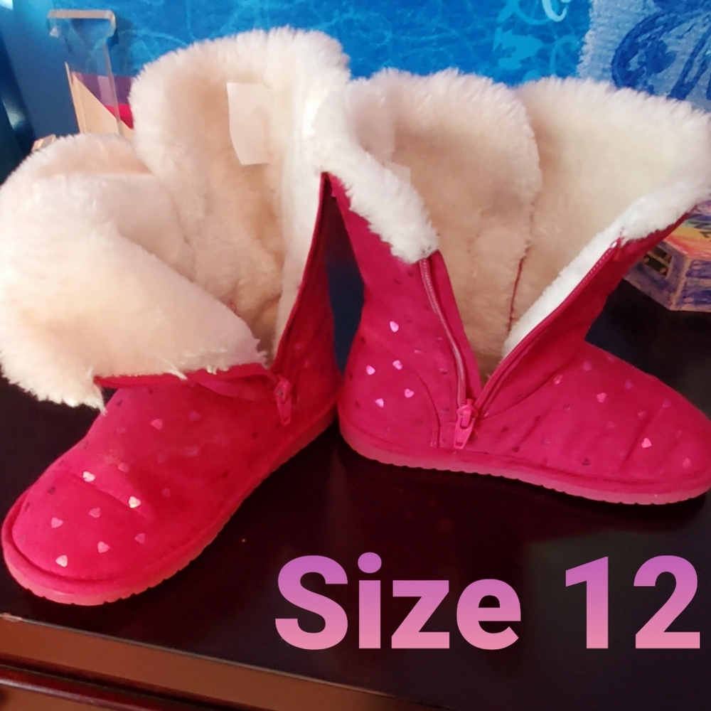 Girls boots